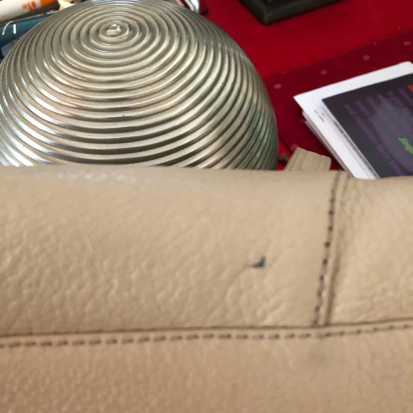 Stone Mountain 🏔️ Bone colored Leather vintage purse. Very good condition.🤩 - Picture 5 of 12